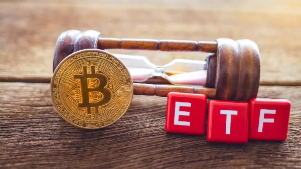Will Bitcoin Spot ETFs Get Approval Today? What Developments Are Expected? Crypto Journalist Explained