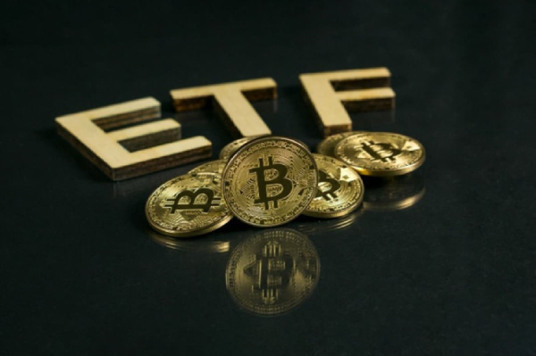 Spot Bitcoin ETF: 7 Key Reasons Why RIAs Will Join the Bandwagon