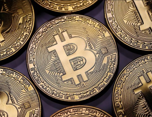 Parabolic Bitcoin Indicator Points To Continued Bull Run Despite 15% Crash Parabolic Bitcoin Indicator Points To Continued Bull Run Despite 15% Crash