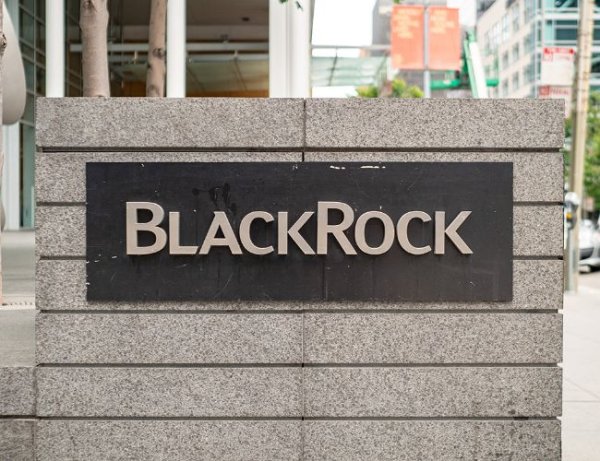 BlackRock adds $4.1 million of its IBIT spot Bitcoin ETF to two funds BlackRock adds $4.1 million of its IBIT spot Bitcoin ETF to two funds