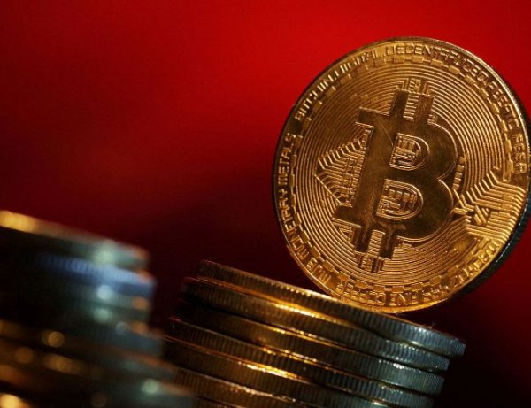 Bitcoin Price Mirrors Historical Pattern That Led To $1,200 Surge, Will History Repeat Itself? Bitcoin Price Mirrors Historical Pattern That Led To $1,200 Surge, Will History Repeat Itself?