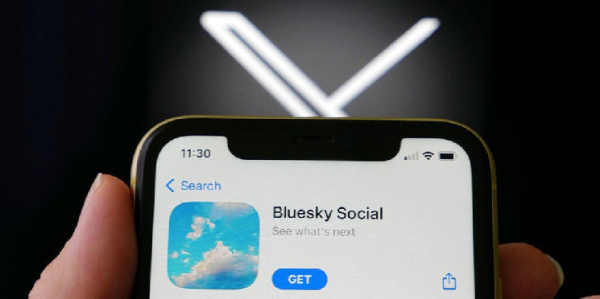 Bluesky Signups Surge After Elon Musk's Twitter Says AI Can Be Trained on Tweets Bluesky Signups Surge After Elon Musk's Twitter Says AI Can Be Trained on Tweets
