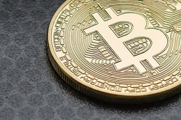 Bitcoin and crypto market maintain decline despite Fed Chair Powell's hints at further rate cuts Bitcoin and crypto market maintain decline despite Fed Chair Powell's hints at further rate cuts