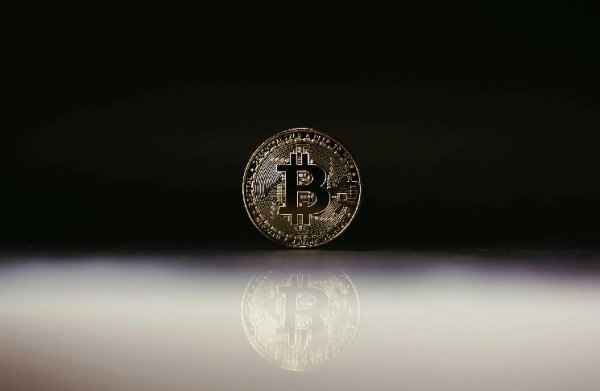 Bitcoin Breaks $90,000 &ndash; Bullish Surge Seems Unstopable