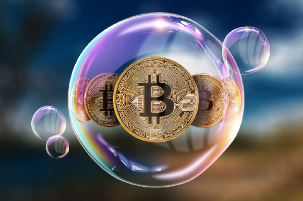 Top Economist Slams Bitcoin as "Just Another Bubble" Top Economist Slams Bitcoin as "Just Another Bubble"