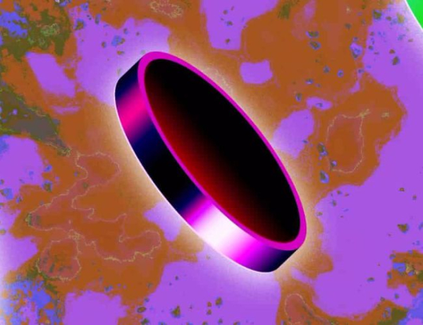 Analysts say altcoins&rsquo; resilience amid heightened Bitcoin volatility signals potential decoupling