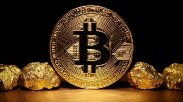 Bitcoin Price In Trouble? Bearish Divergence That Led To Market Crash Last Cycle Returns
