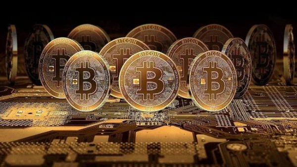 Bitcoin Dominance 2021 Vs. 2025: Why Striking Similarities May Show If An Altcoin Season Is Possible Bitcoin Dominance 2021 Vs. 2025: Why Striking Similarities May Show If An Altcoin Season Is Possible