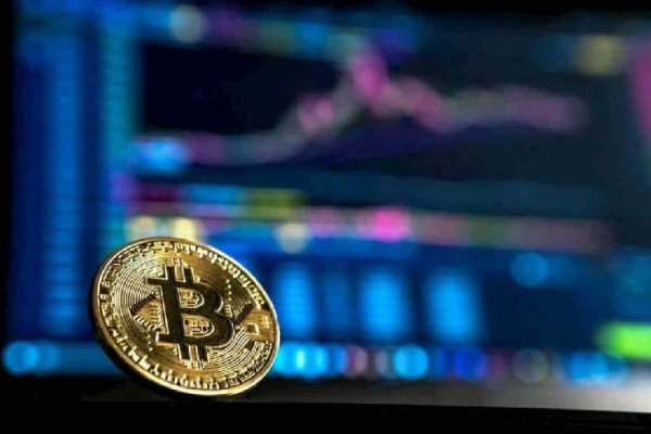 Bitcoin is aiming at this 'juicy level' despite death cross formation