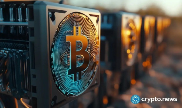 Bitcoin price pattern points to a $145k surge as exchange outflows rise