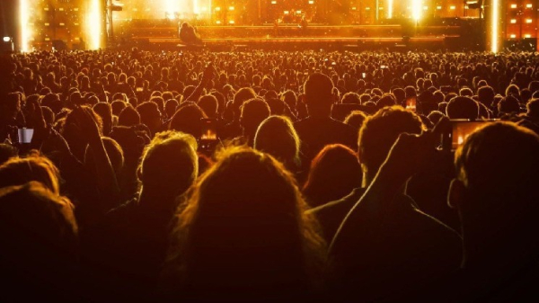 Bitcoin Languishes Below $105K Despite Record-Breaking Conference Attendance