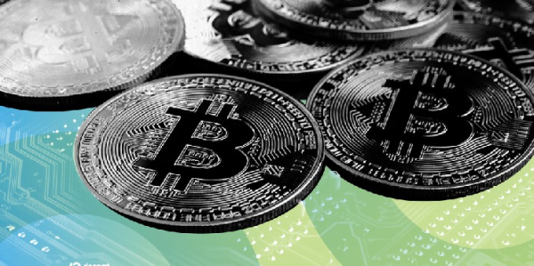Will Bitcoin Breakout This Week? Price Charts Flash Mixed Signals